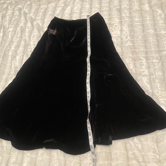 Ann Taylor wine color Velvet A-Line women’s Skirt - Picture 6 of 8